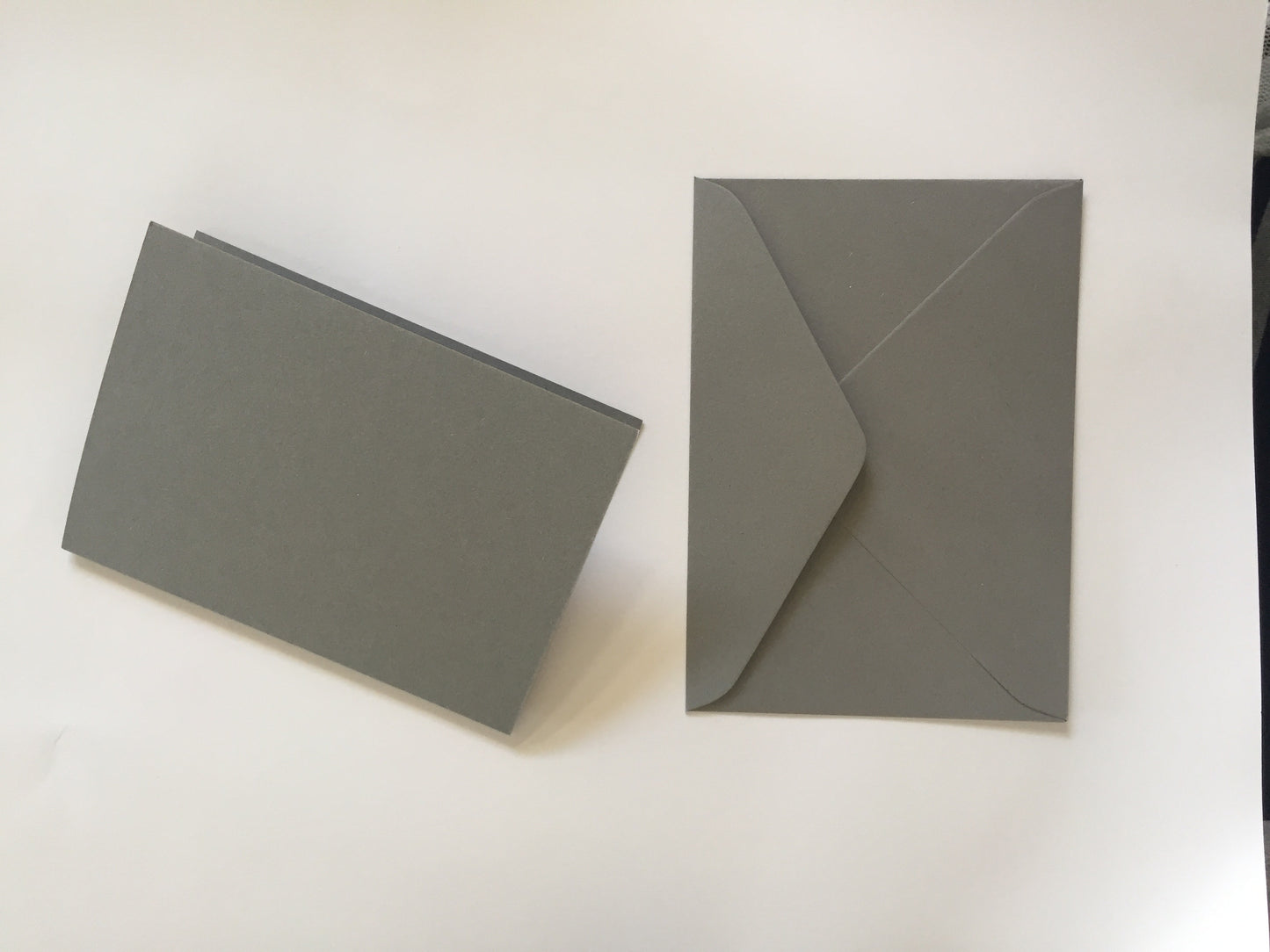 Card & Envelopes x 20 cards and envelopes size is C6 Choose a colour