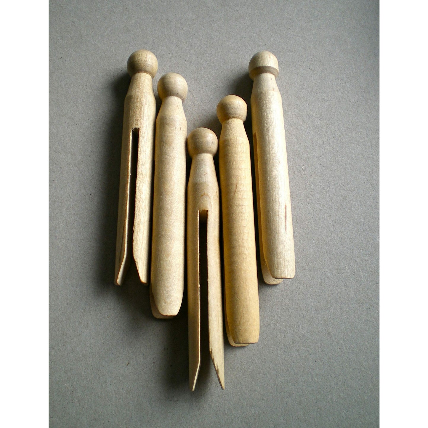 Dolly Peg STANDS - Wooden 24 stands in the Pack